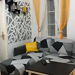 Romance Apartamento